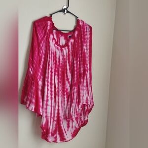 Oassee's Blouse Women 2X Pink And White Tie-Dye Tunic Academia Artsy Casual Boho